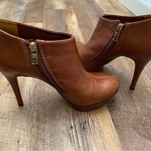 Stuart Weitzman Brown Stiletto Platform Ankle Bootie Leather Women’s Sz 8.5M